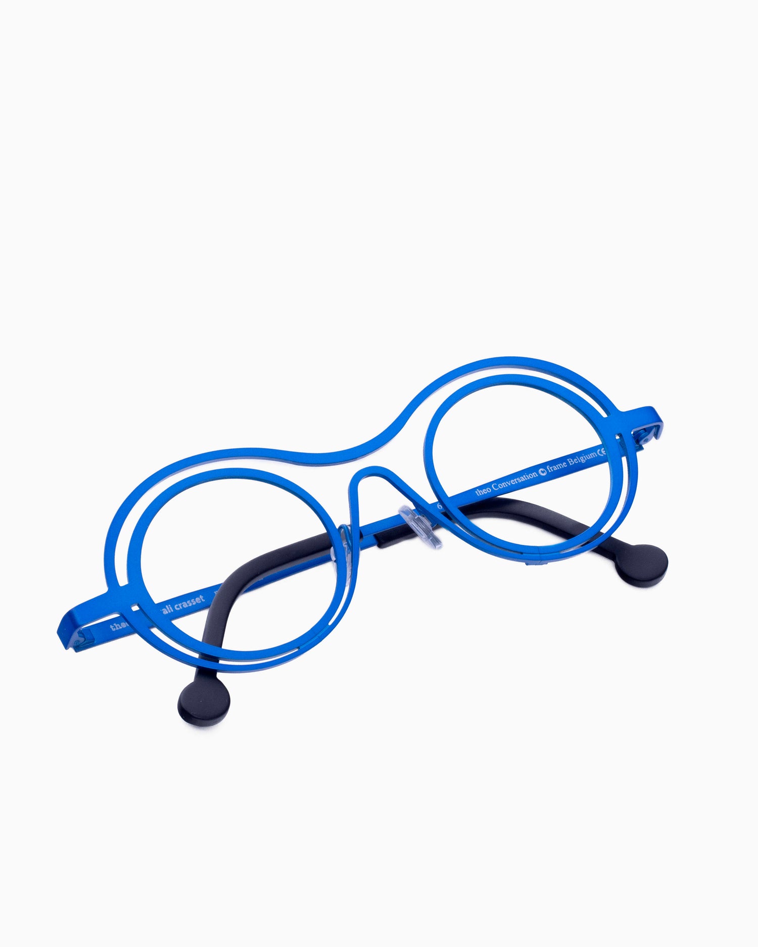 blue metal round eyeglasses by Theo model Conversation, front view, lunettes de vue rond couleur Bleu