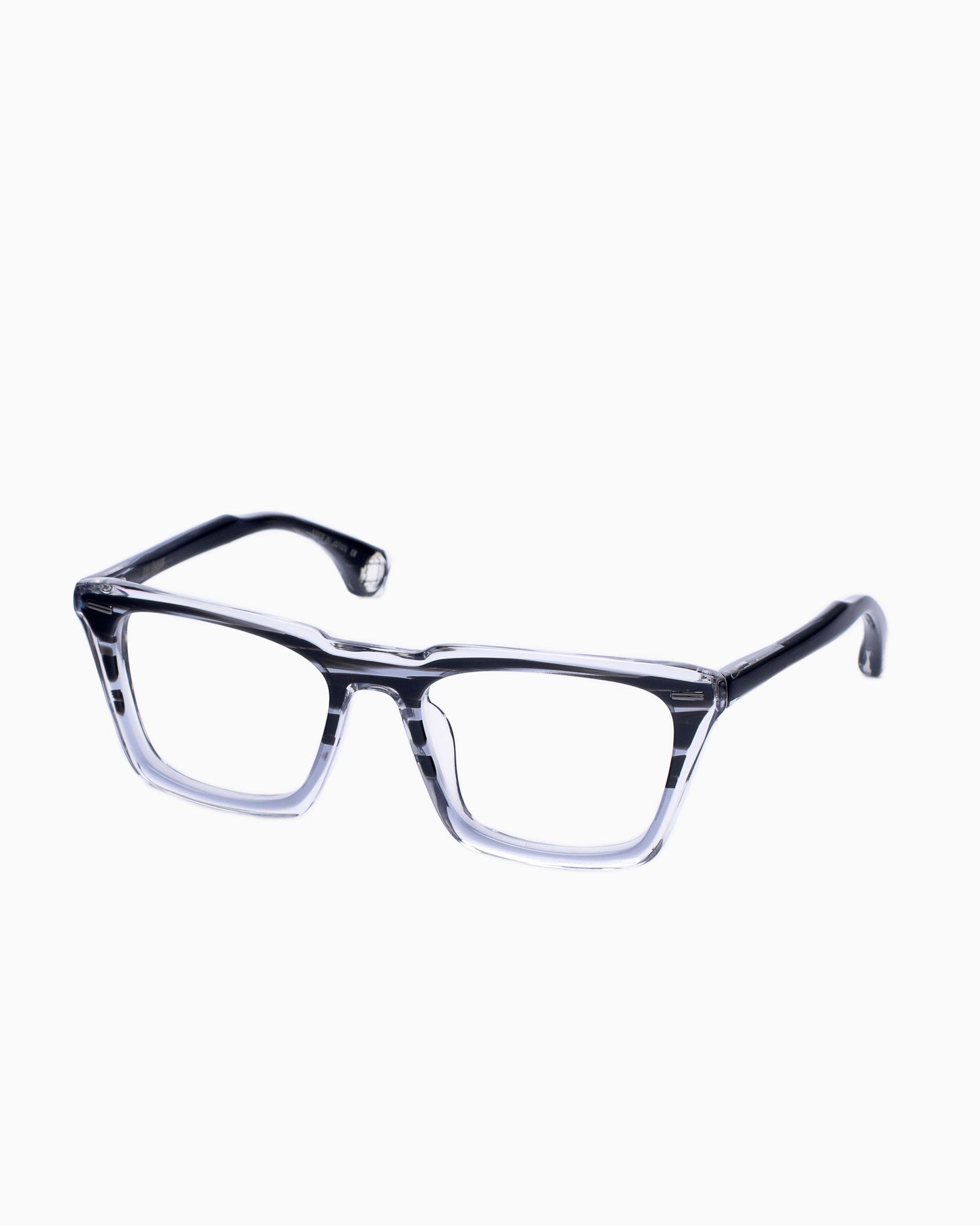 grey plastic rectangle eyeglasses by Blake Kuwahara model Neff, front view, lunettes de vue Gris rectangle