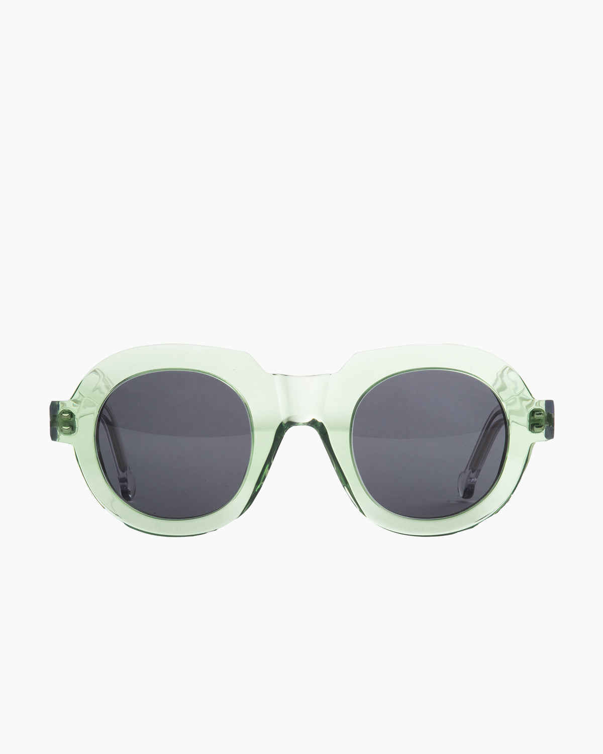 green plastic round  sunglassesby Marie-Sophie Dion model Roger, front view, lunettes de vue rond couleur vert