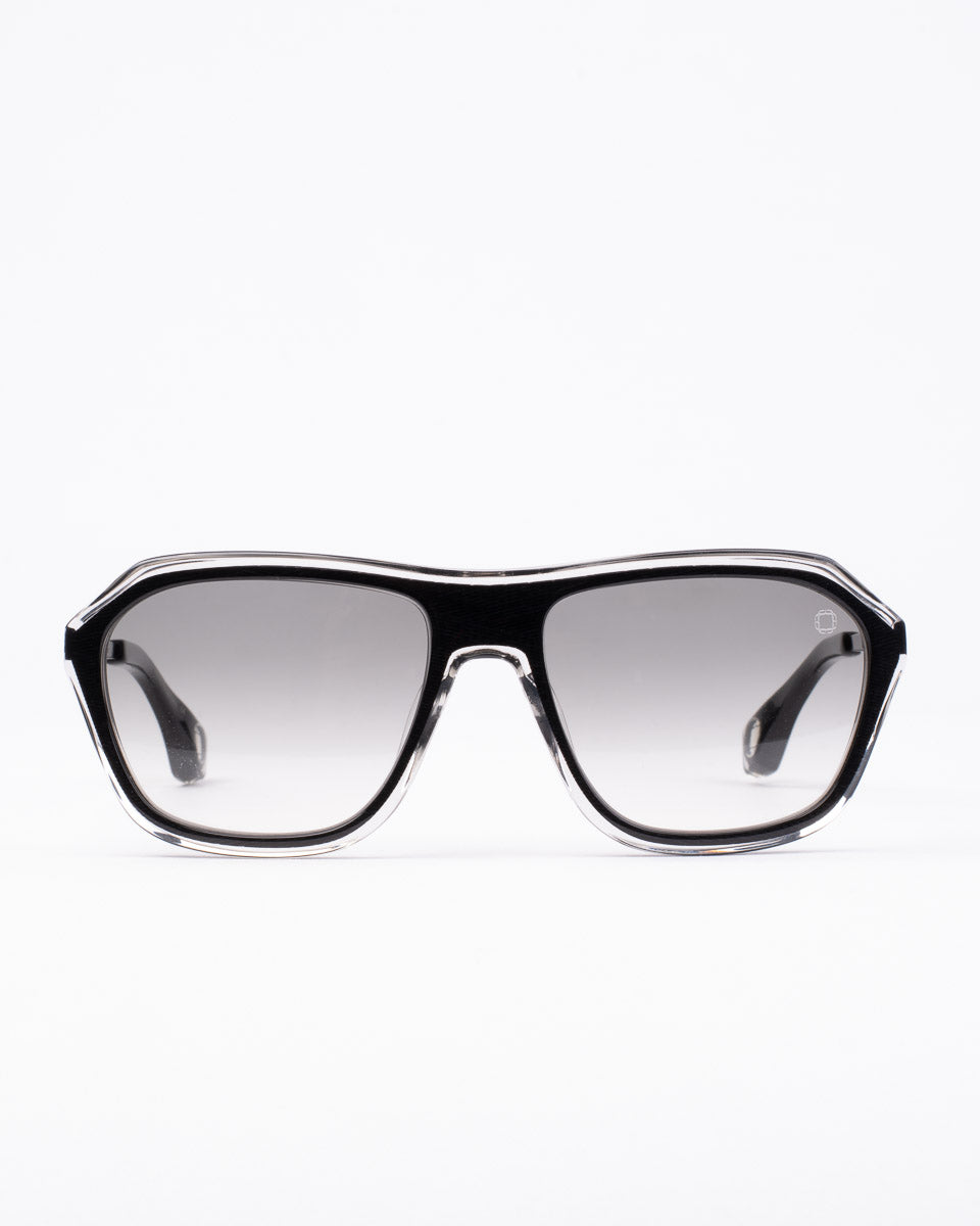 black plastic aviator  sunglassesby Blake Kuwahara model Gilbert, front view, lunettes de vue Noir aviateur