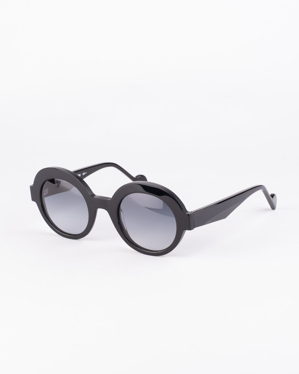 Anne and Valentin - sofia - 1 | glasses bar:  Marie-Sophie Dion