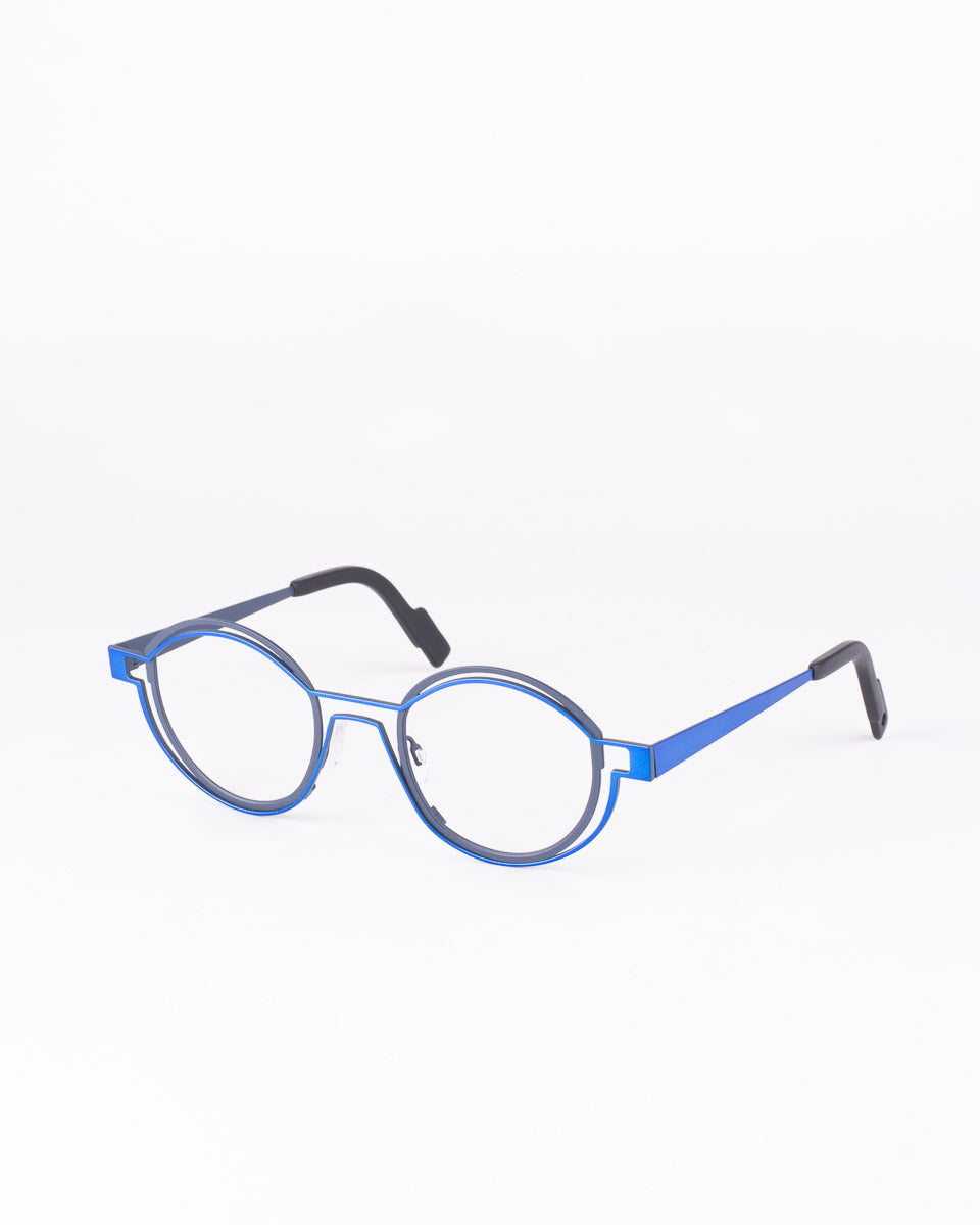 Theo - tracing - 374 | glasses bar
