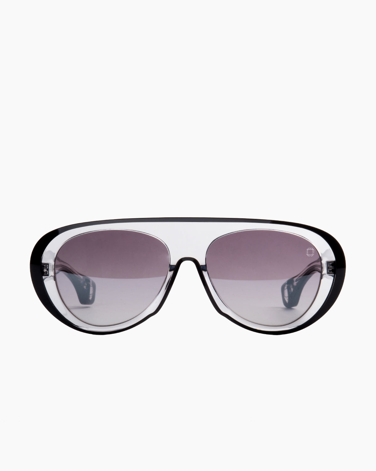 crystal plastic aviator  sunglassesby Blake Kuwahara model durrell, front view, lunettes de vue aviateur couleur cristal
    >
  </div>
  <button class=
