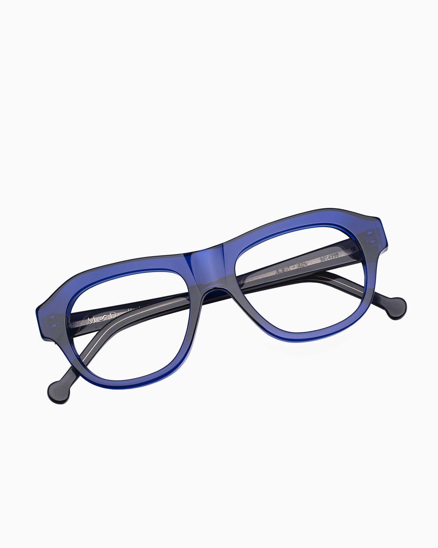 Marie-Sophie Dion-Alain-Roy | glasses bar:  Marie-Sophie Dion