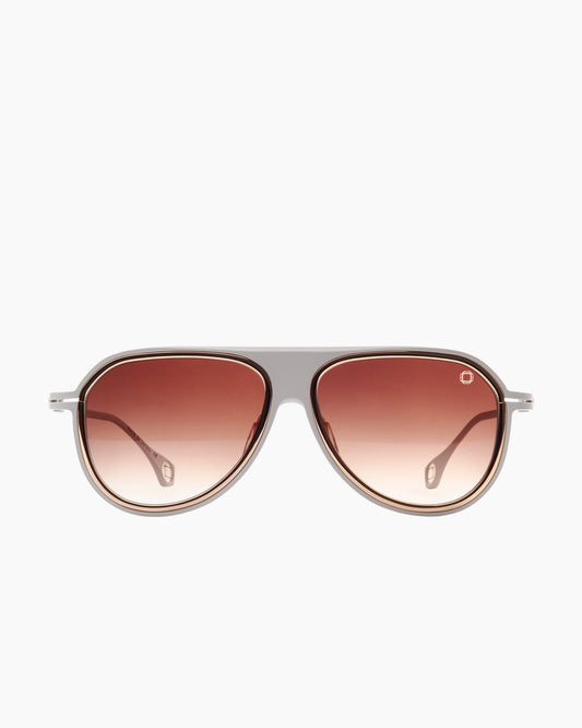 white metal aviator sunglassesby Blake Kuwahara model Easton, front view, lunettes de vue aviateur couleur blanc
