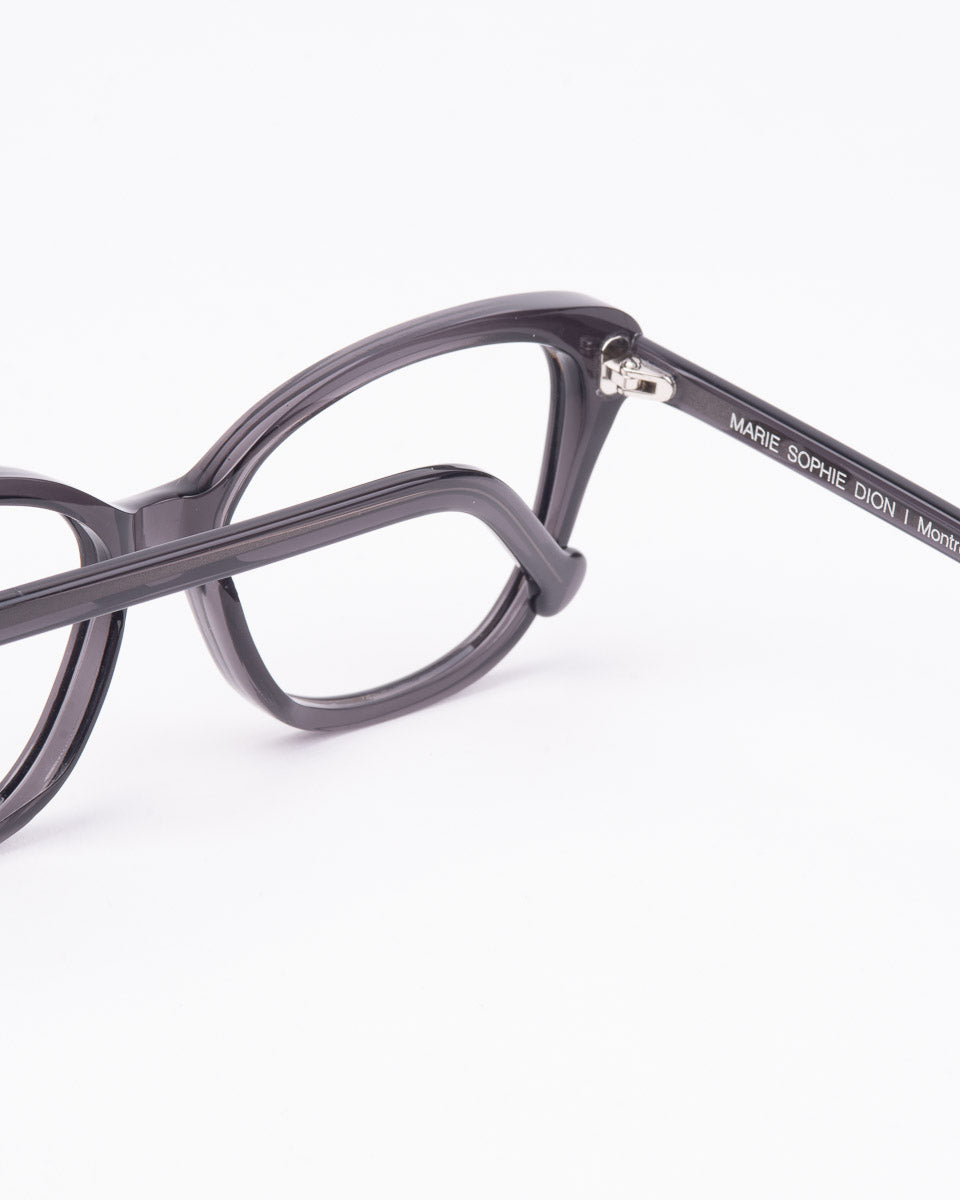 Marie-Sophie Dion - Lamy - Grf | Bar à lunettes