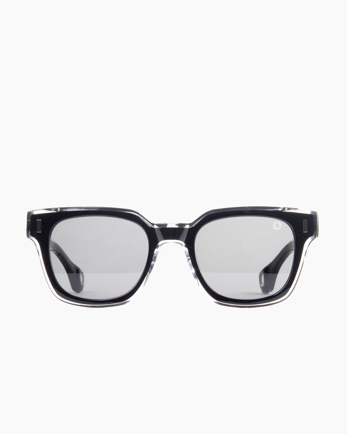 black plastic rectangle  sunglassesby Blake Kuwahara model kesling, front view, lunettes de vue noir rectangle