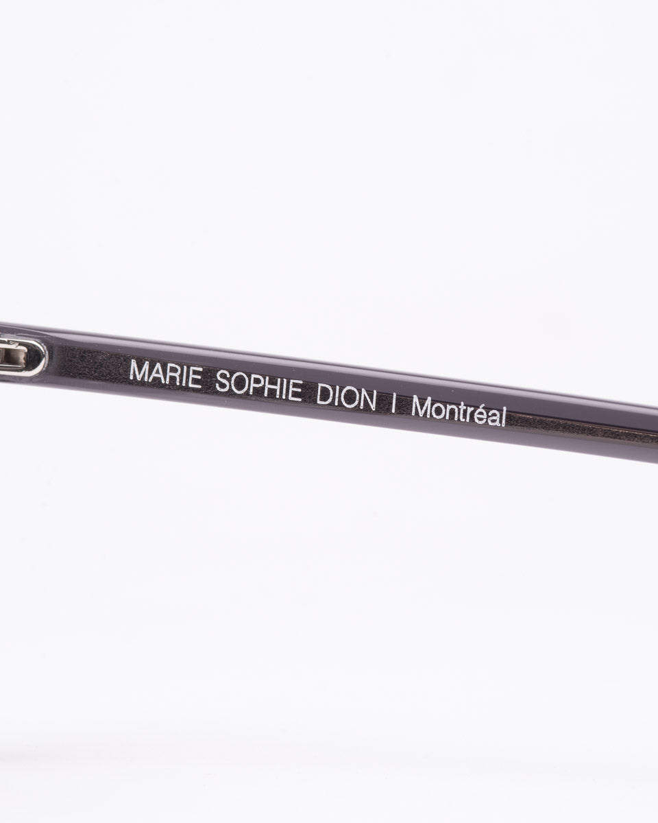 grey plastic butterfly eyeglasses by Marie-Sophie Dion model Lamy, front view, lunettes de vue Gris papillon
