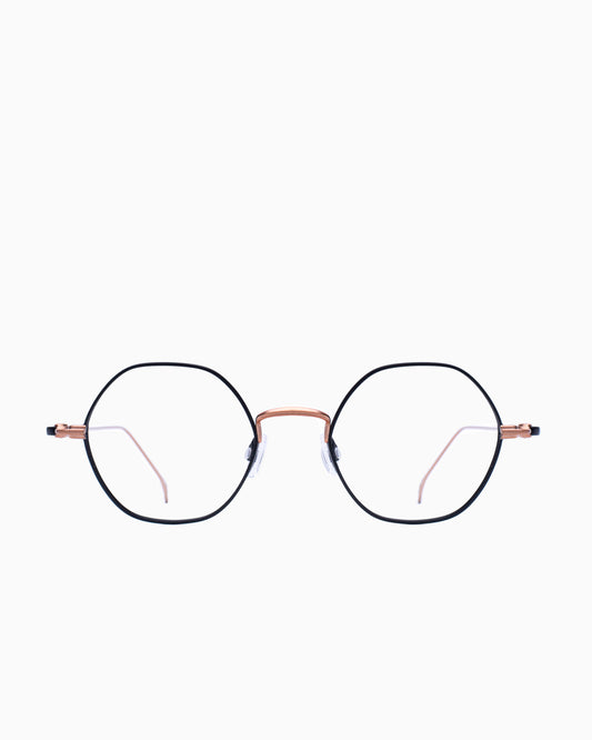 Anne and Valentin - bishop - H38 | glasses bar