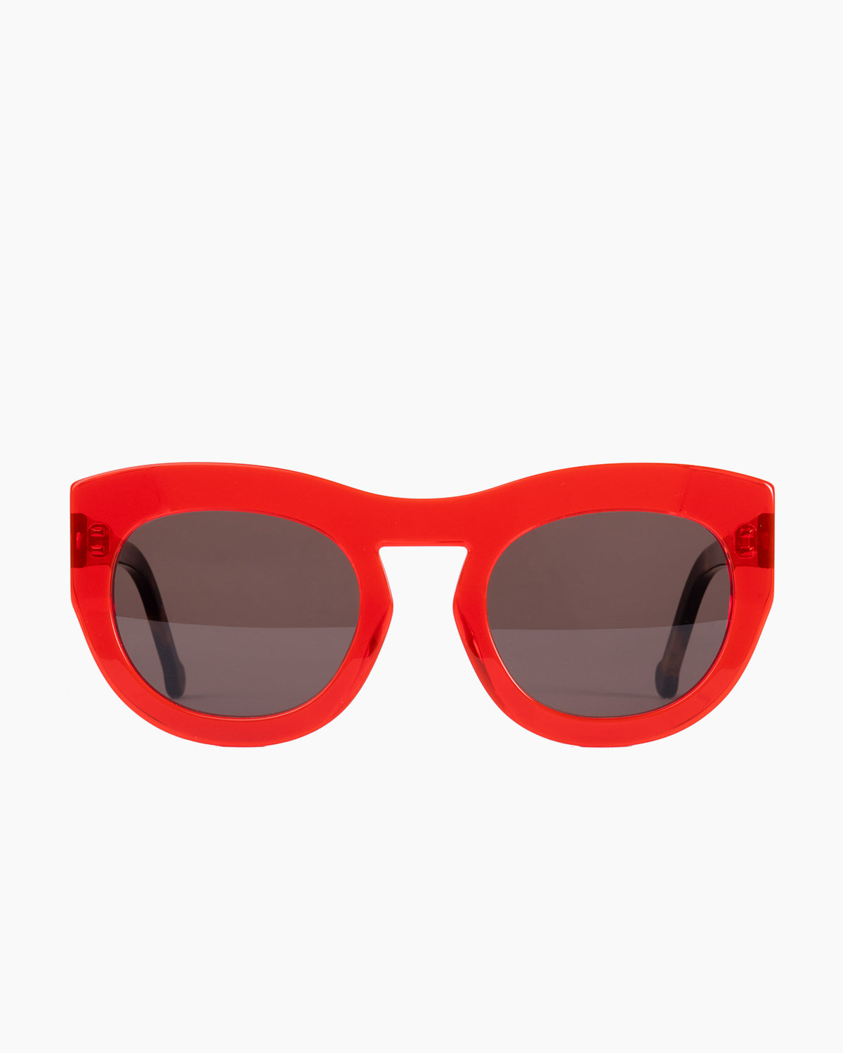 orange plastic cat  sunglassesby Marie-Sophie Dion model AddamsSun, front view, lunettes de vue Orange chat