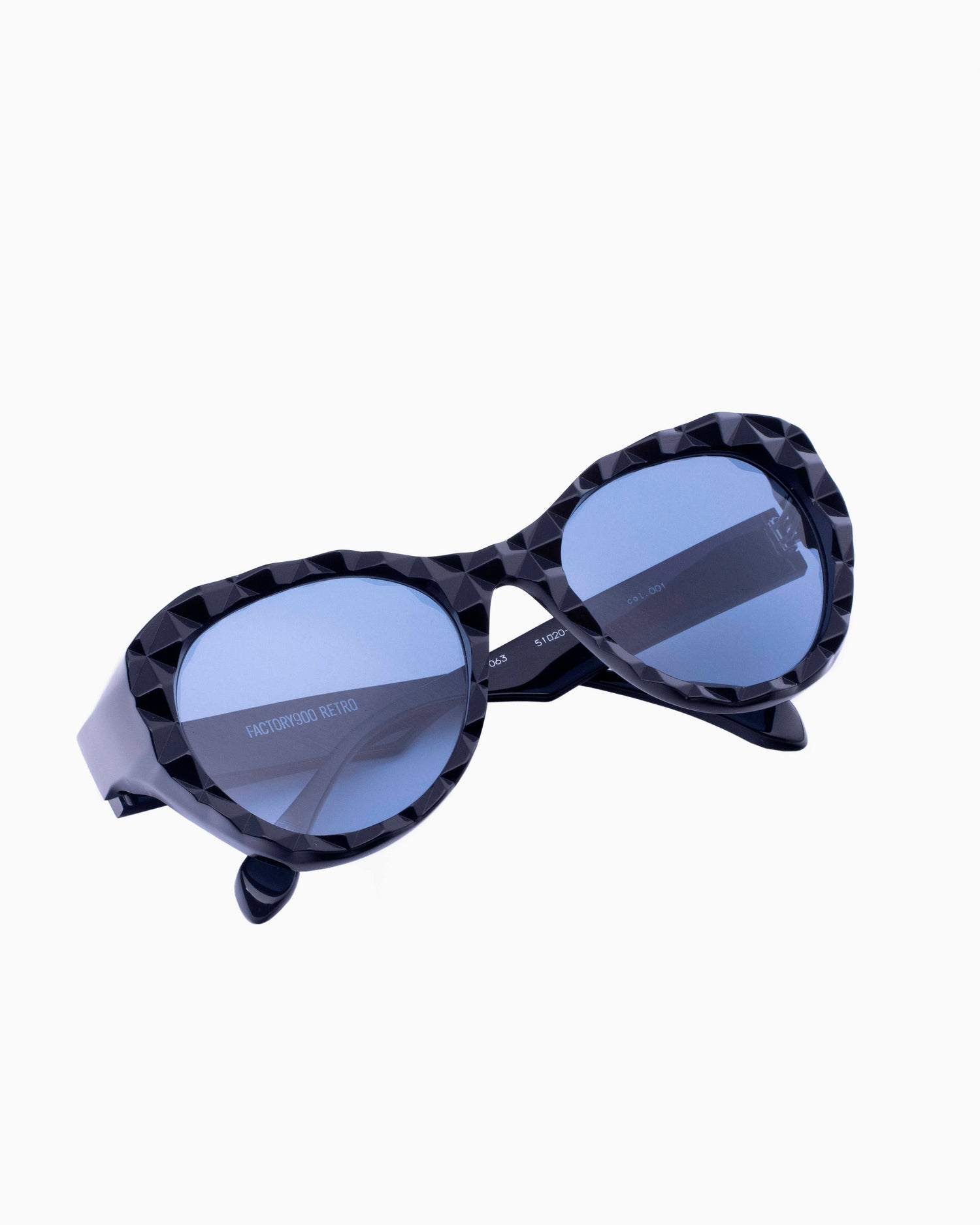 black plastic cat  sunglassesby Factory 900 model RF063 sun, front view, lunettes de vue Noir 