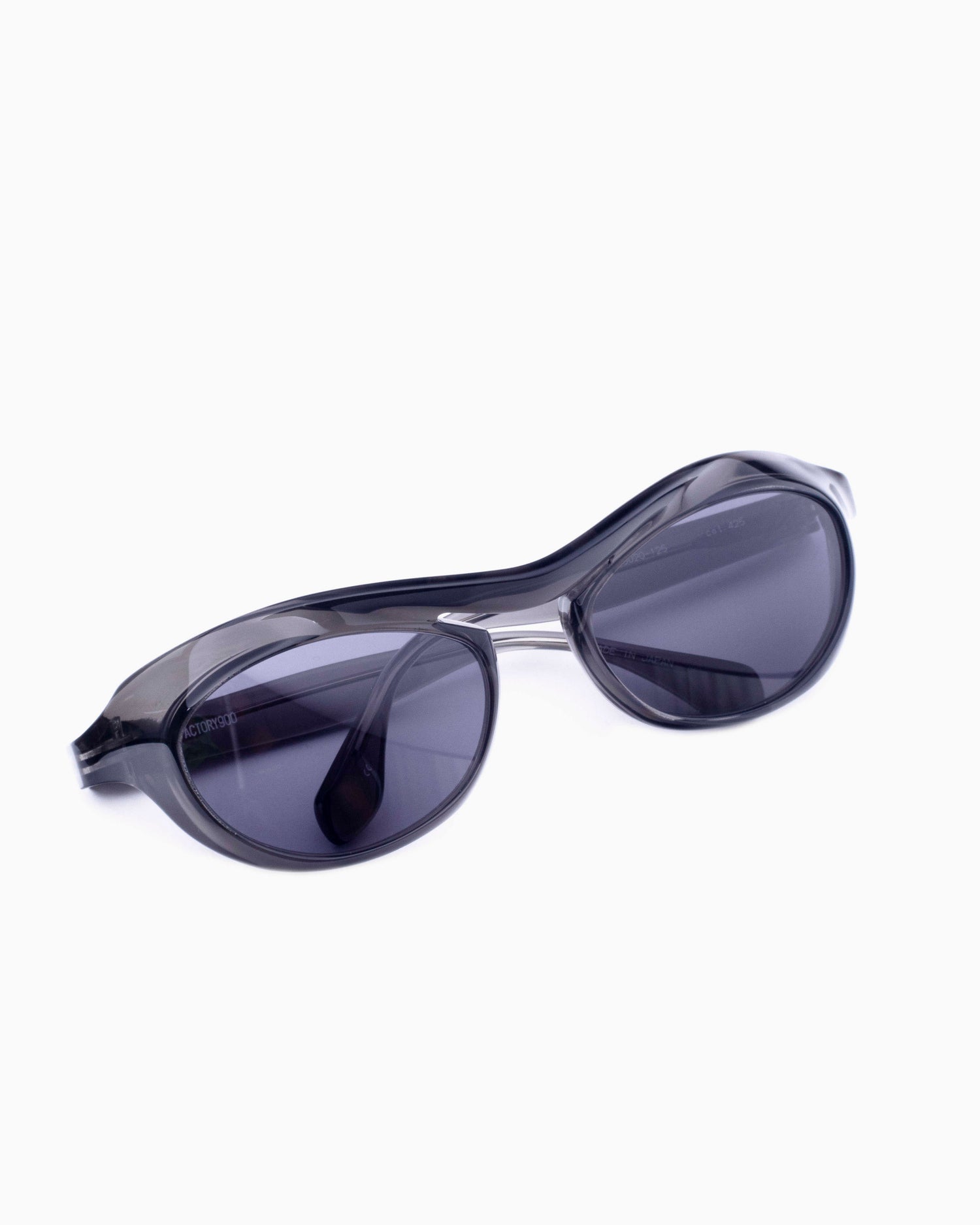 black plastic oval  sunglassesby Factory 900 model FA350, front view, lunettes de vue ovale couleur Noir