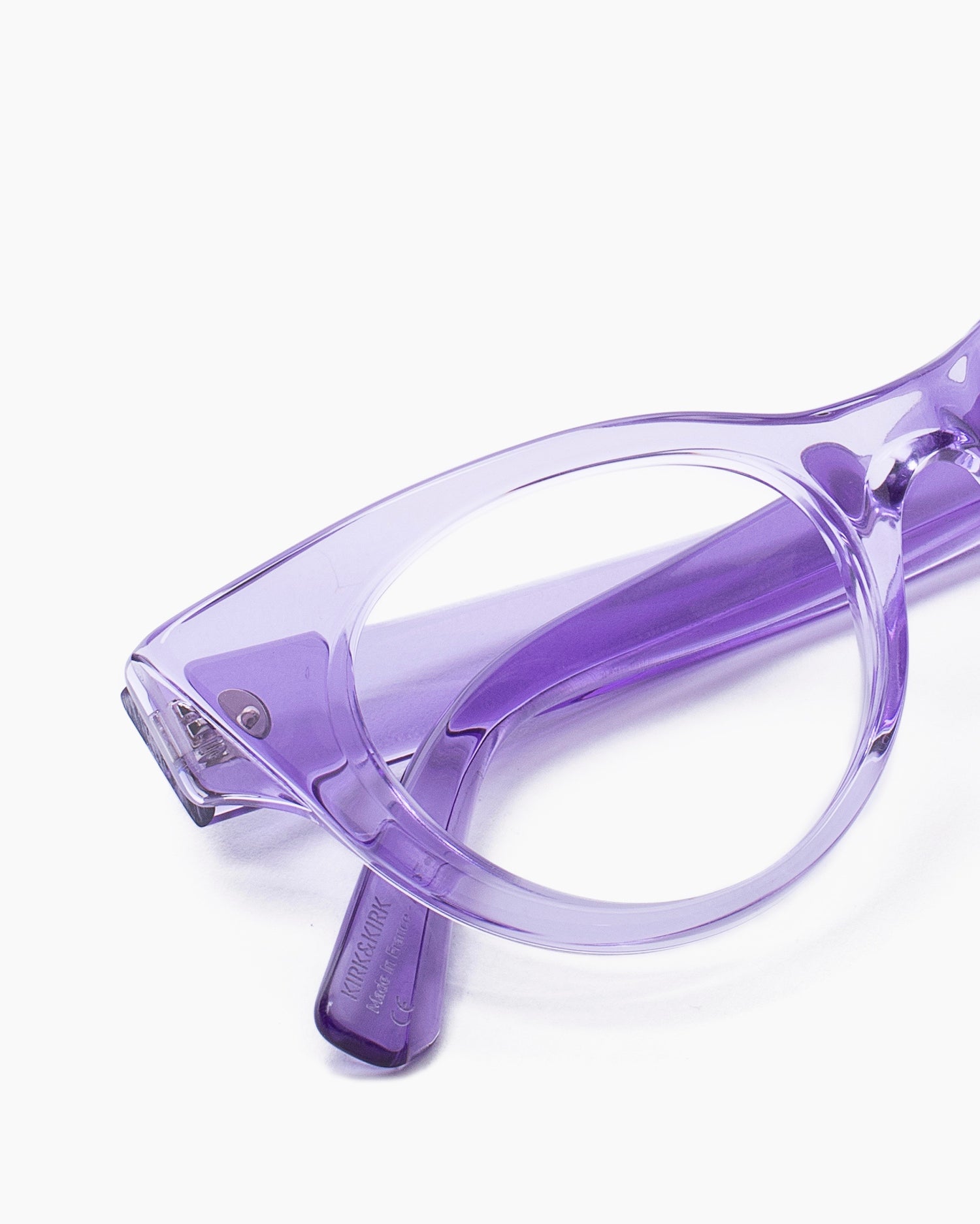 purple plastic cat eyeglasses by Kirk&Kirk model Marilyn, front view, lunettes de vue chat couleur violet
    >
  </div>
  <button class=
