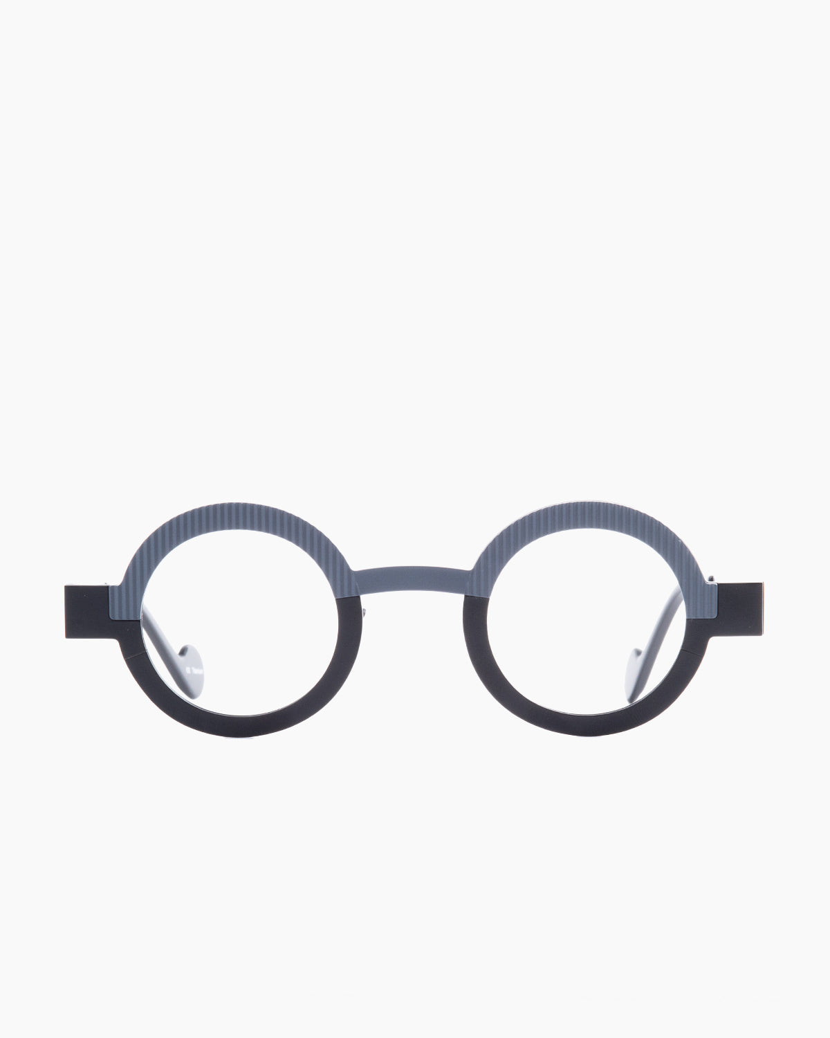 Anne and Valentin - Vaguo - 23a17 | glasses bar:  Marie-Sophie Dion