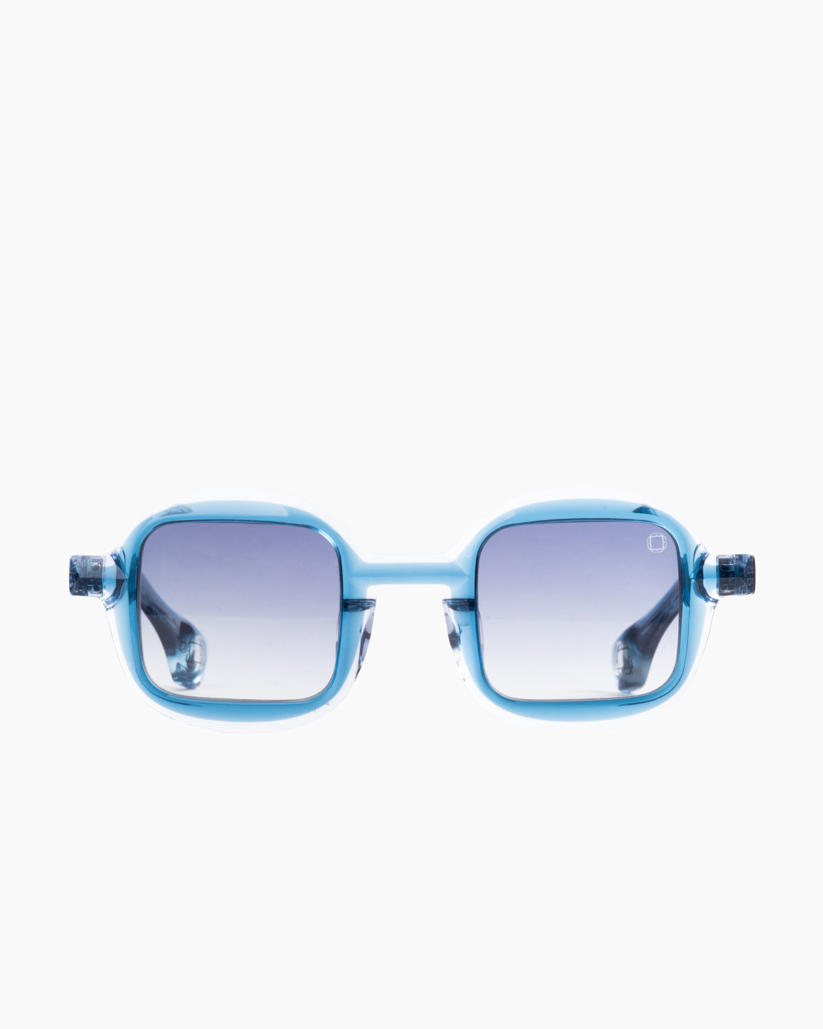 blue plastic rectangle  sunglassesby Blake Kuwahara model OBata, front view, lunettes de vue bleu rectangle