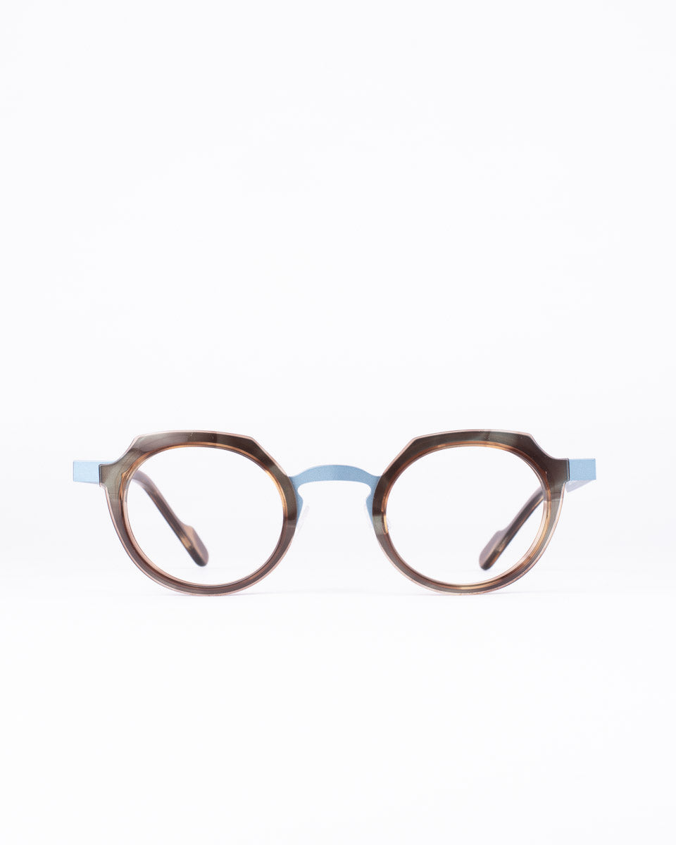 Anne and Valentin - france - U222 | glasses bar:  Marie-Sophie Dion