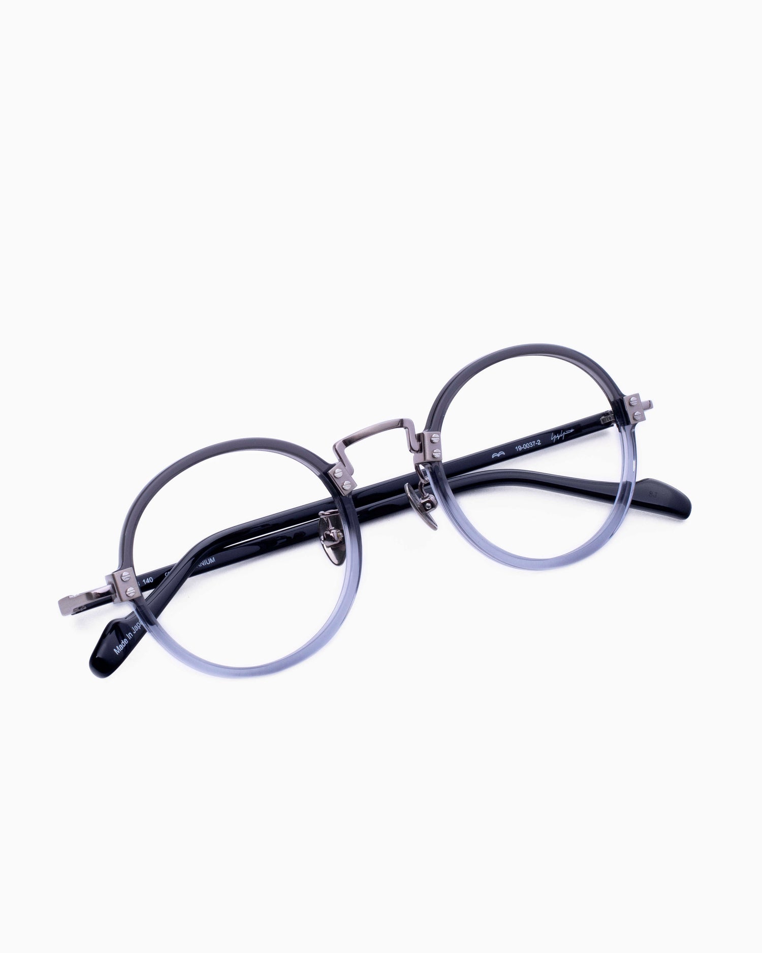 grey metal round eyeglasses by Yohji Yamamoto model 19-0037, front view, lunettes de vue Gris rond