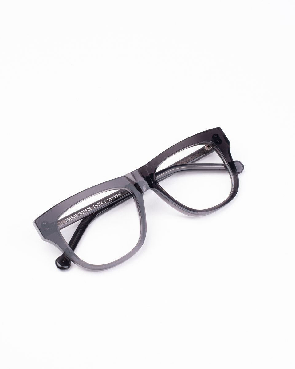 grey plastic rectangle eyeglasses by Marie-Sophie Dion model Pepin, front view, lunettes de vue rectangle couleur Gris