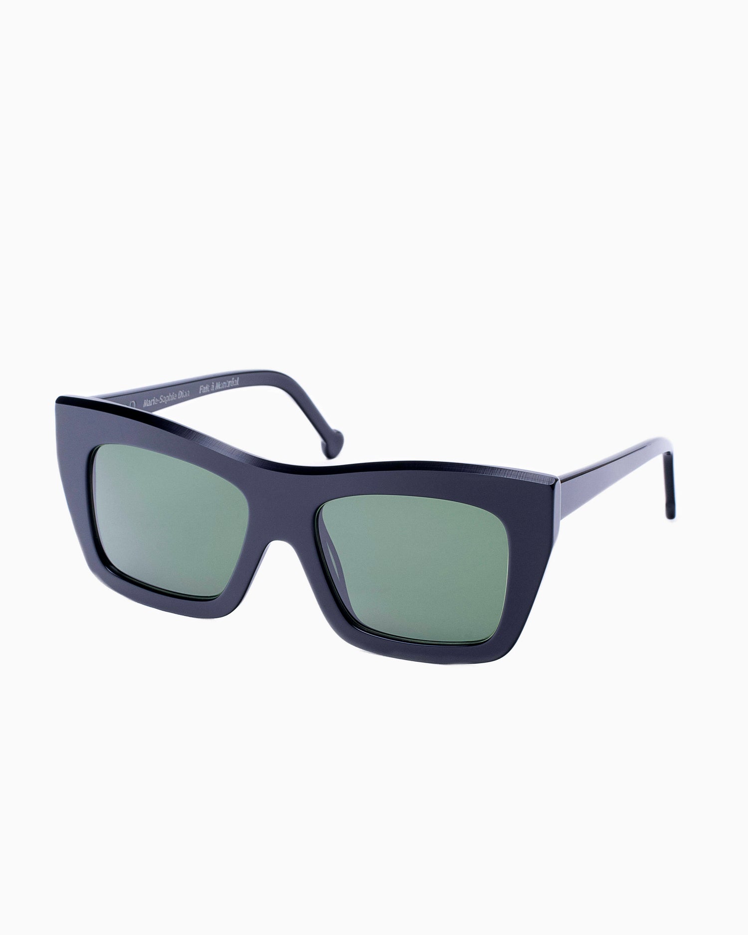 black plastic rectangle  sunglassesby Marie-Sophie Dion model SorelSun, front view, lunettes de vue Noir rectangle