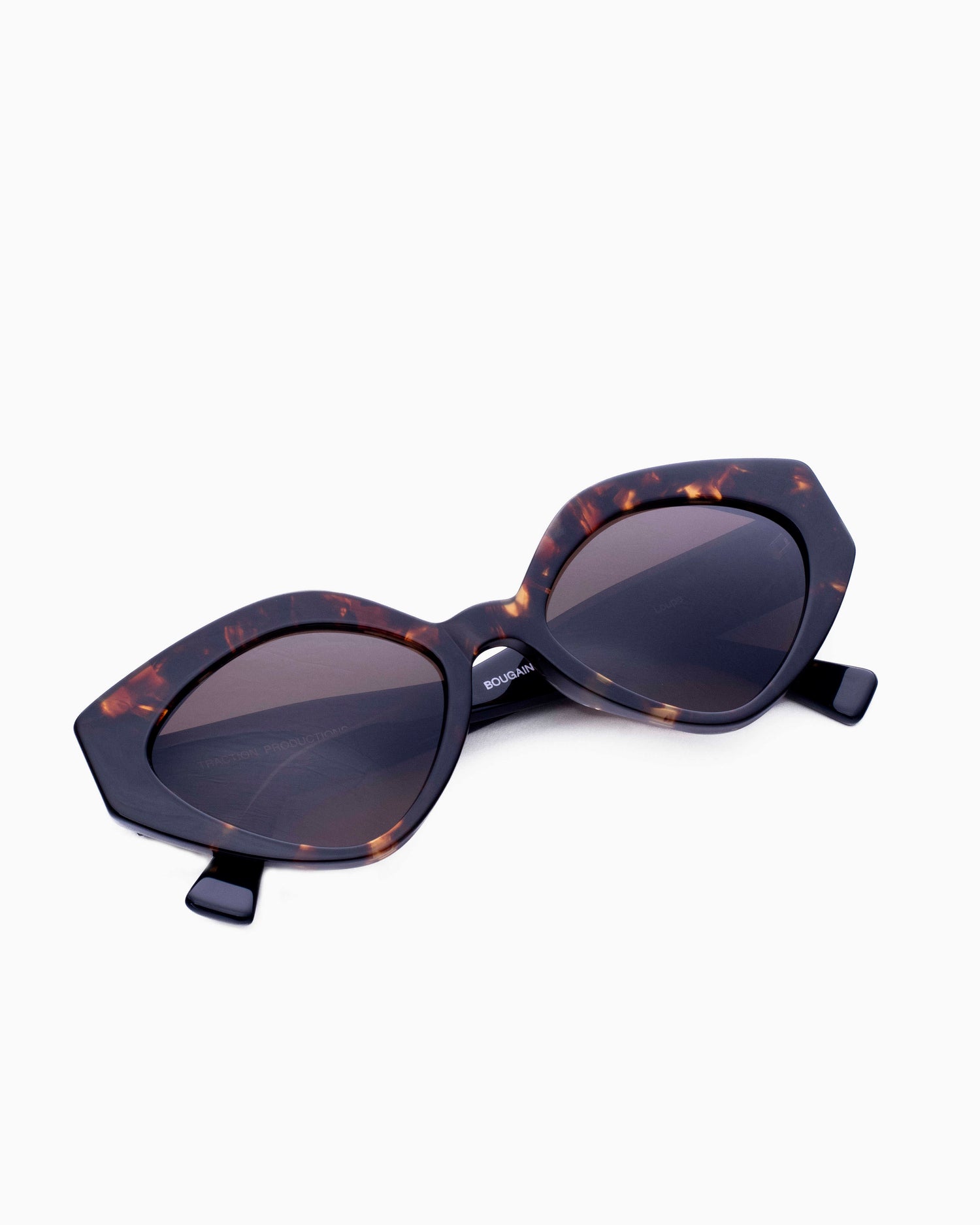 tortoise plastic butterfly  sunglassesby Traction model Bougainville, front view, lunettes de vue papillon couleur Écaille de tortue