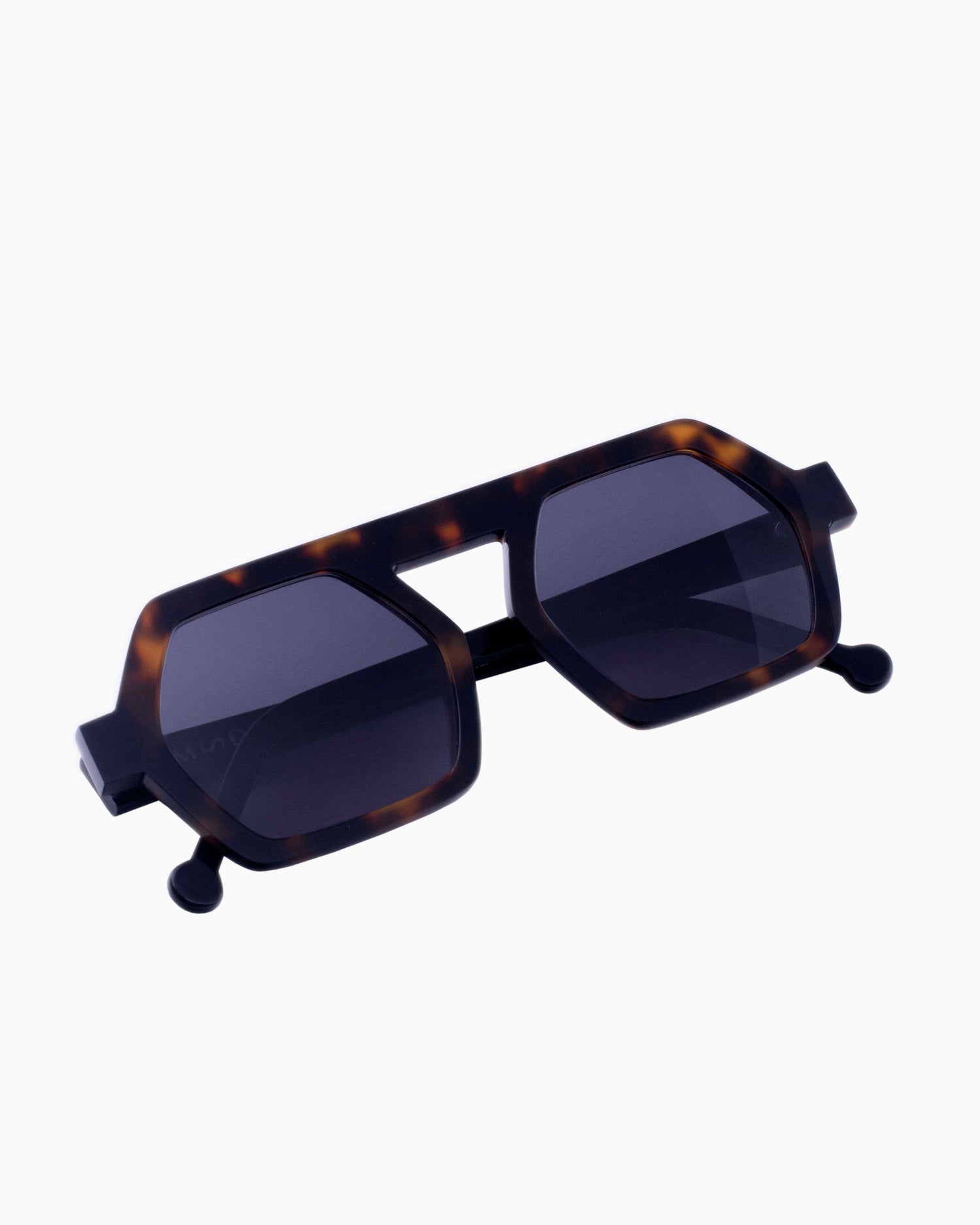 Marie-Sophie Dion - Lapointe - Tom | Bar à lunettes:  Marie-Sophie Dion