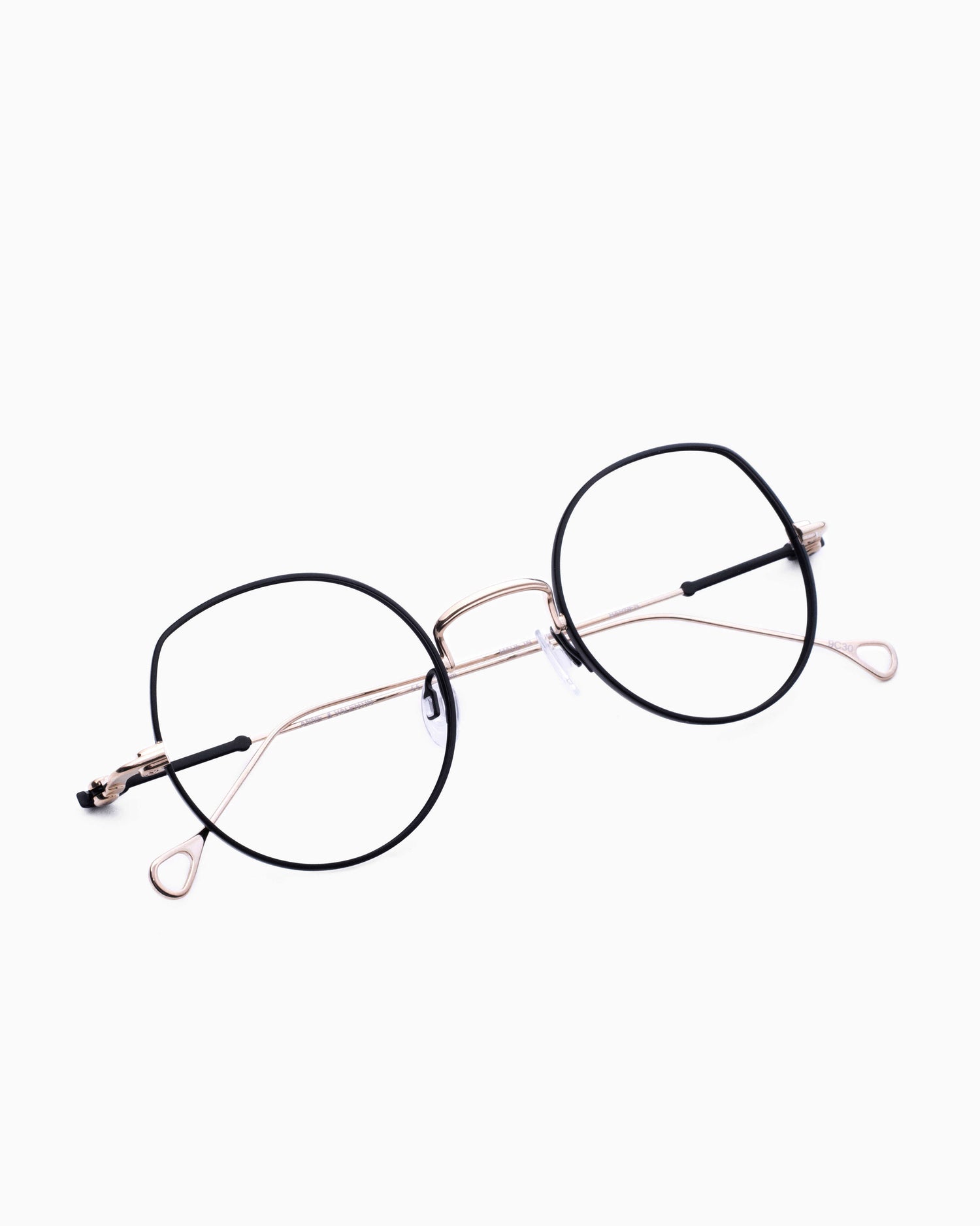 Anne and Valentin - BARNES - 9C30 | glasses bar:  Marie-Sophie Dion